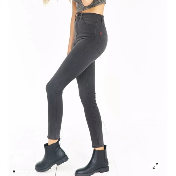 BDG super hi waisted twig ankle jeans! - Picture 2 of 6